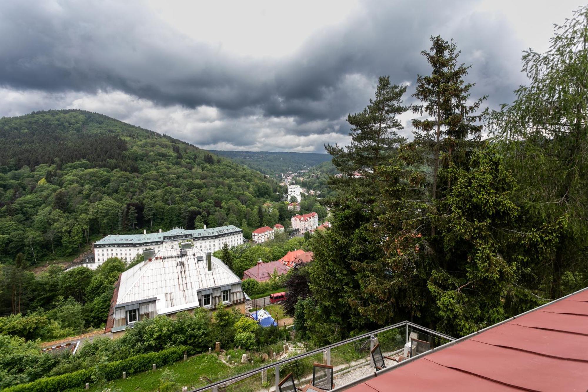 Hotel Panorama Jachymov Exterior photo