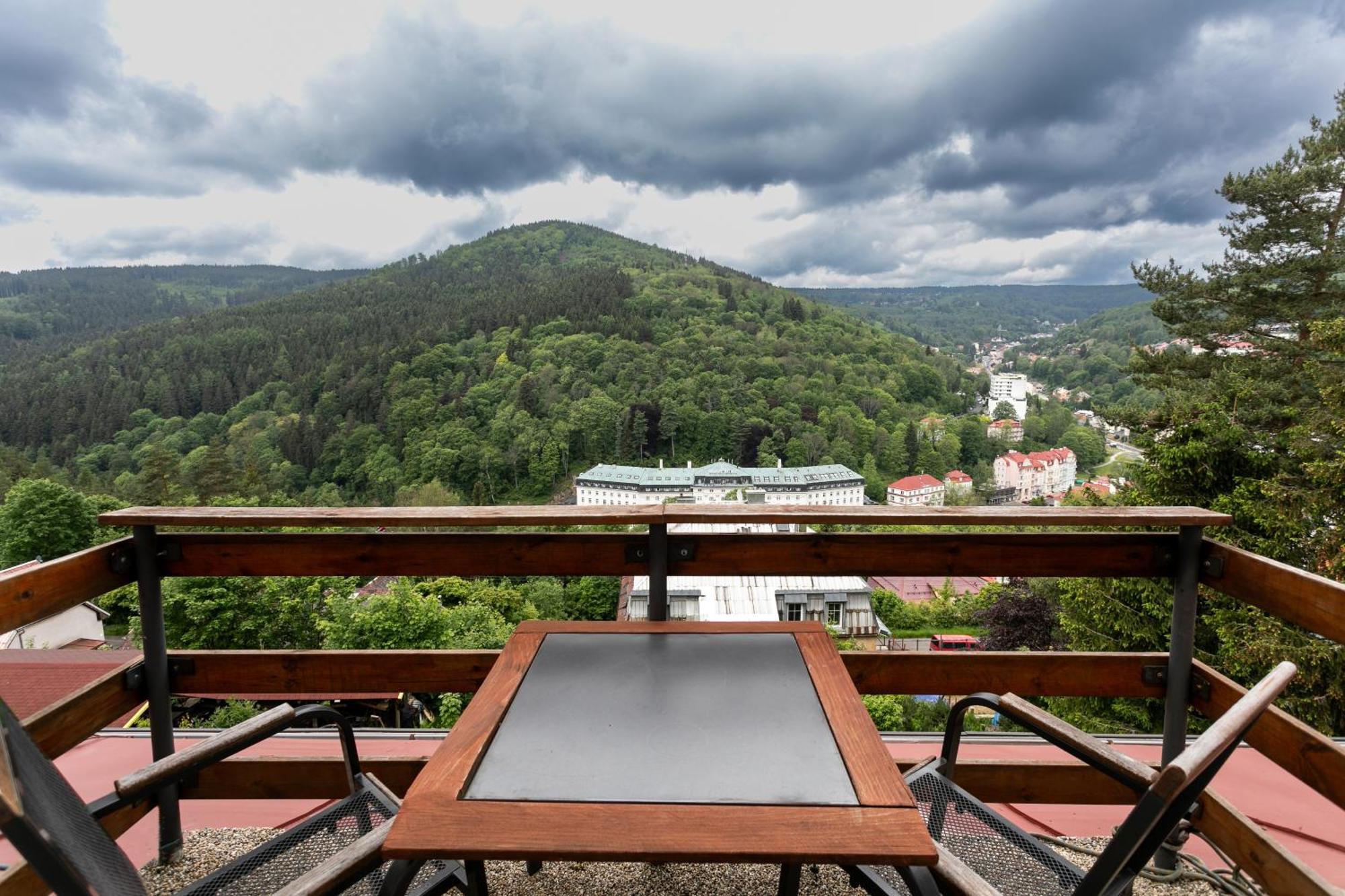 Hotel Panorama Jachymov Exterior photo